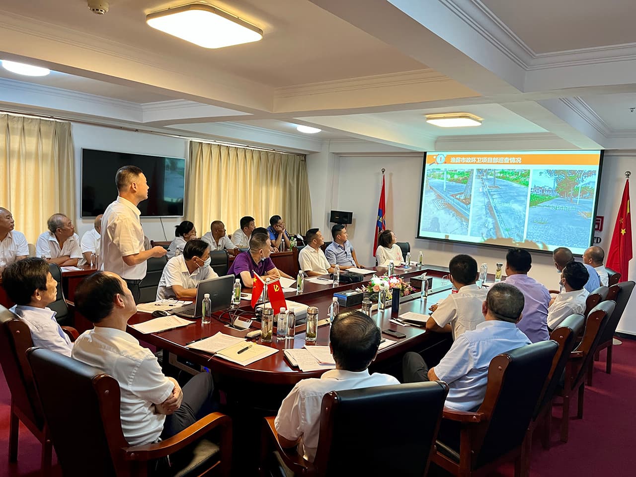 湖北宜居環(huán)境管理服務(wù)有限公司召開工作總結(jié)、巡查點(diǎn)評暨項(xiàng)目經(jīng)理培訓(xùn)會